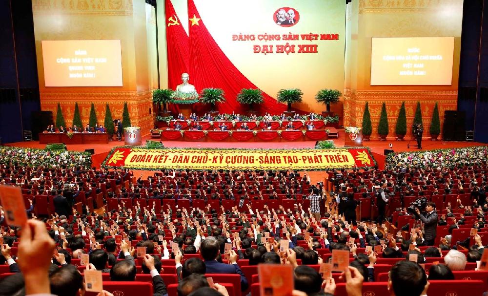 Xây dựng đội ngũ cán bộ - “then chốt của then chốt” trong công tác xây dựng Đảng - ĐCS Bình Định - binhdinh.dcs.vn - Trang TTĐT Đảng Bộ Bình Định